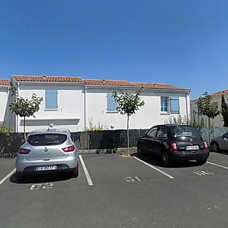 Appartement Vaux-Sur-Mer, 3 Pieces, 4 Personnes - Fr-1-305A-54 *